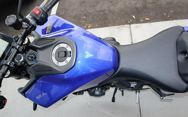 2025 Yamaha MT-09 09