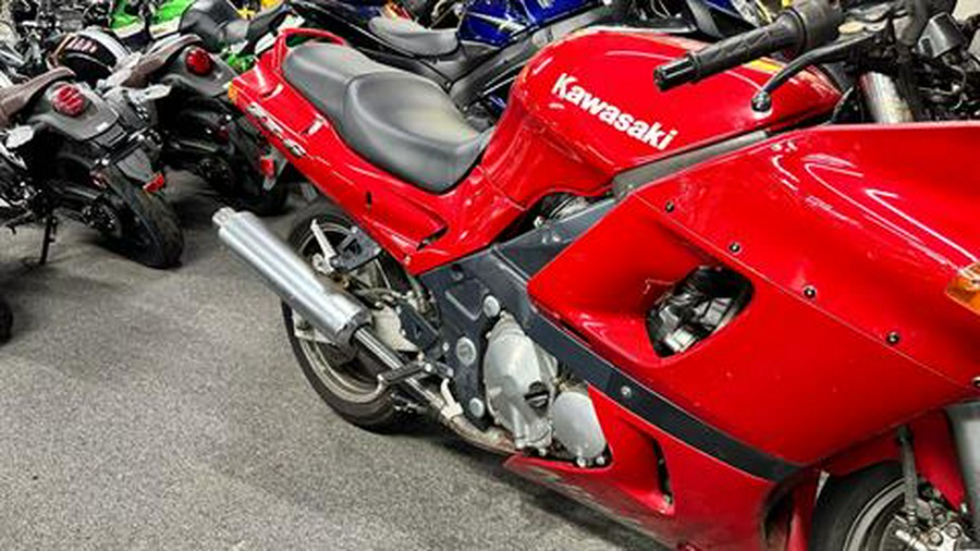 2002 Kawasaki Ninja ZX-6R