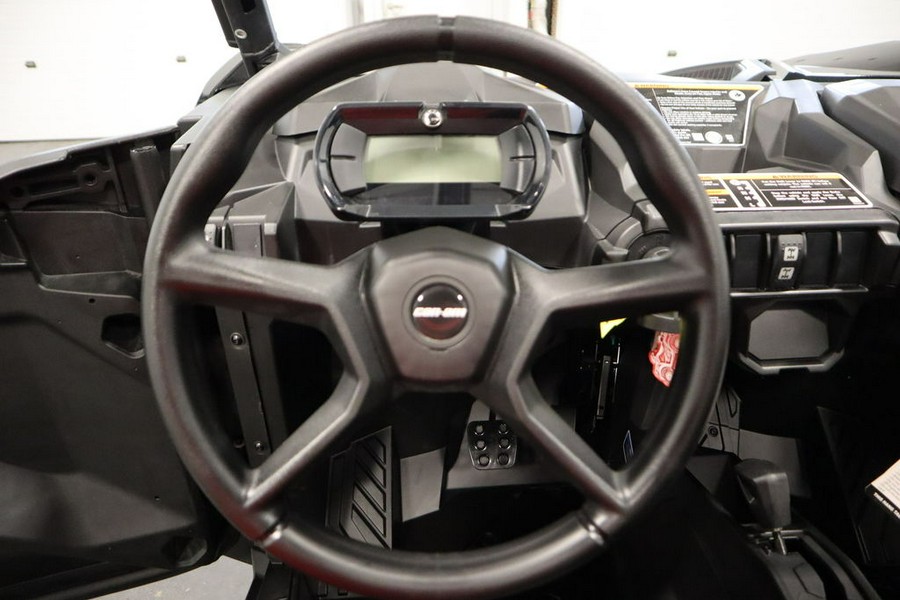 2025 Can-Am® Maverick Sport DPS 1000R