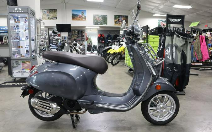 2023 Vespa Primavera 50 Touring