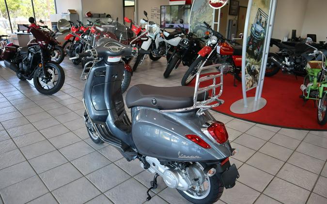 2023 Vespa Primavera 50 Touring