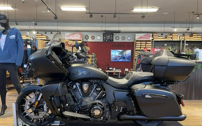 2024 Indian Motorcycle® Pursuit® Dark Horse® with PowerBand Audio Package Black Smoke