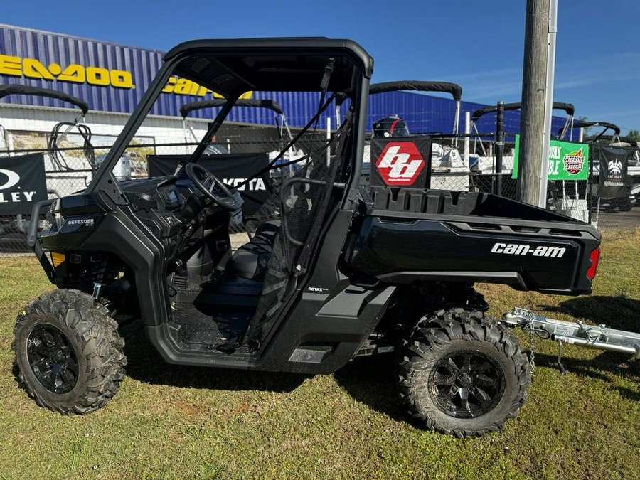 2024 Can-Am™ Defender XT HD10