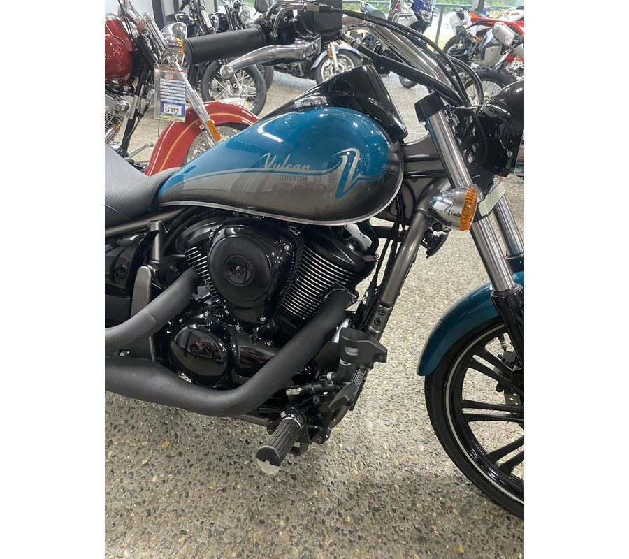 2022 Kawasaki Vulcan® 900 Custom