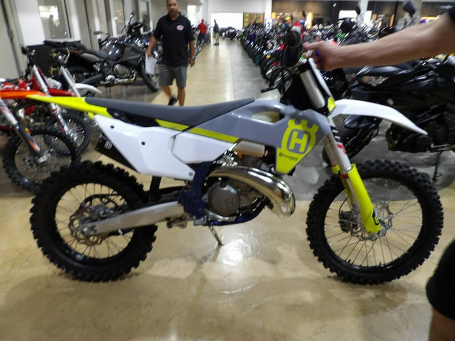 2023 Husqvarna TX 300