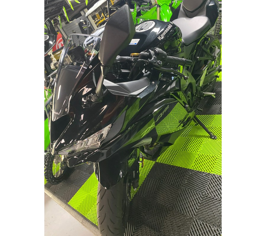 2024 Kawasaki NINJA ZX-4RR ABS