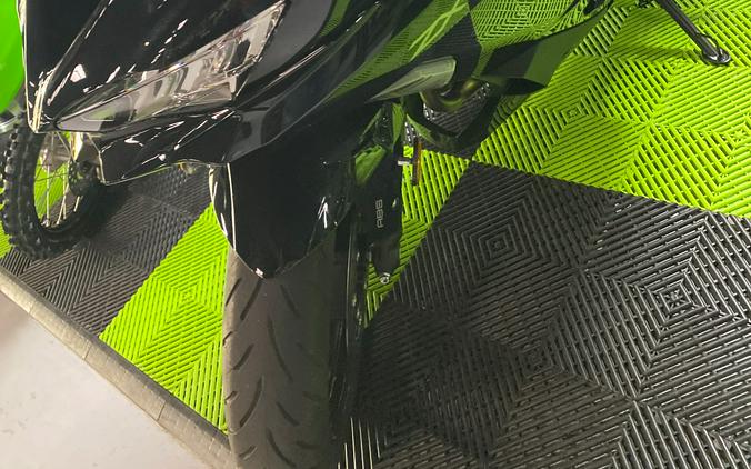 2024 Kawasaki NINJA ZX-4RR ABS