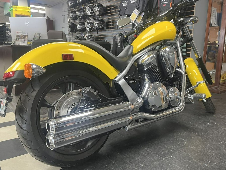 2023 Honda® VT13CXP