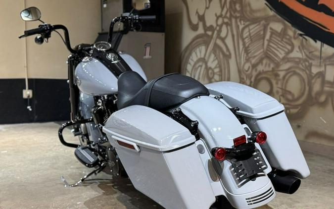 FLHRXS 2025 Road King™ Special