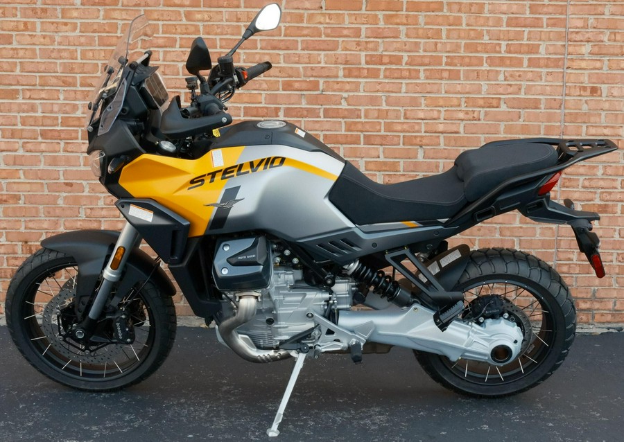 2024 Moto Guzzi Stelvio