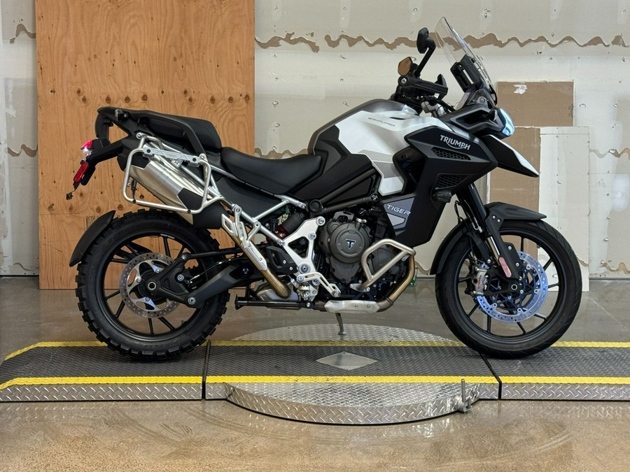 2023 Triumph Tiger 1200 GT Explorer