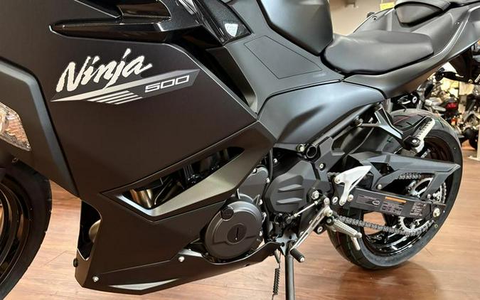 2026 Kawasaki Ninja® 500 ABS Metallic Flat Spark Black
