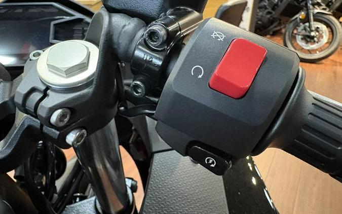 2026 Kawasaki Ninja® 500 ABS Metallic Flat Spark Black