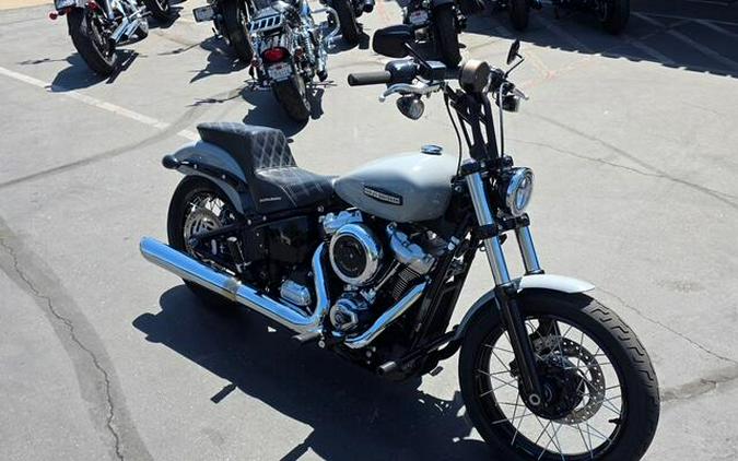 FXBB 2025 Street Bob™