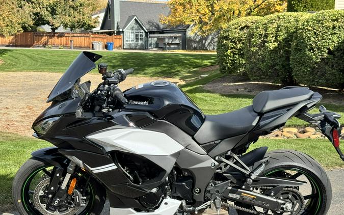 2025 Kawasaki Ninja® 1100SX ABS