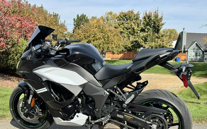 2025 Kawasaki Ninja® 1100SX ABS