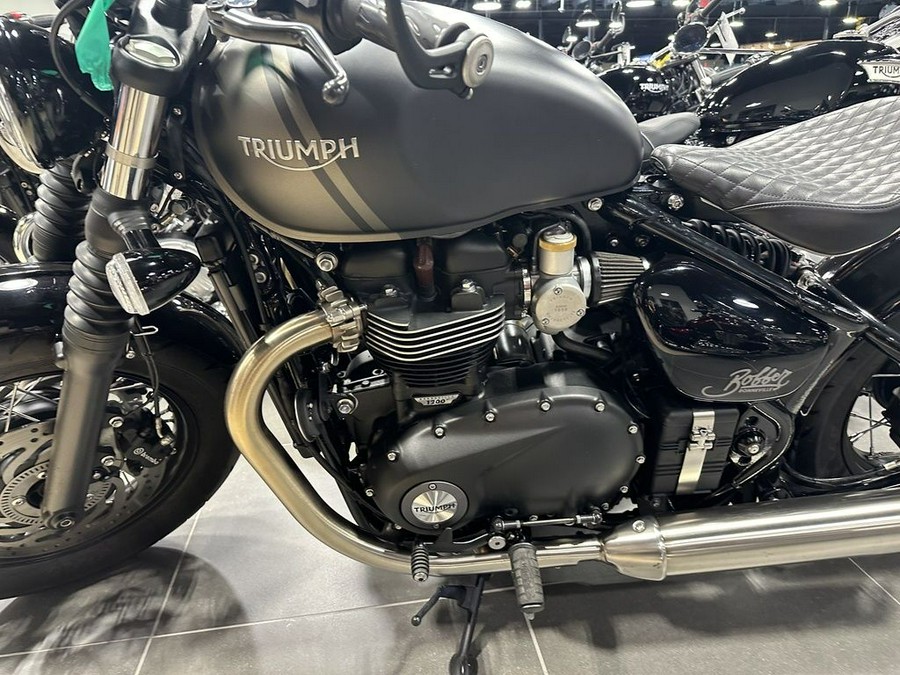 2022 Triumph BONNEVILLE BOBBER