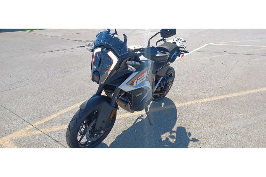 2024 KTM 1290 SUPER ADVENTURE S