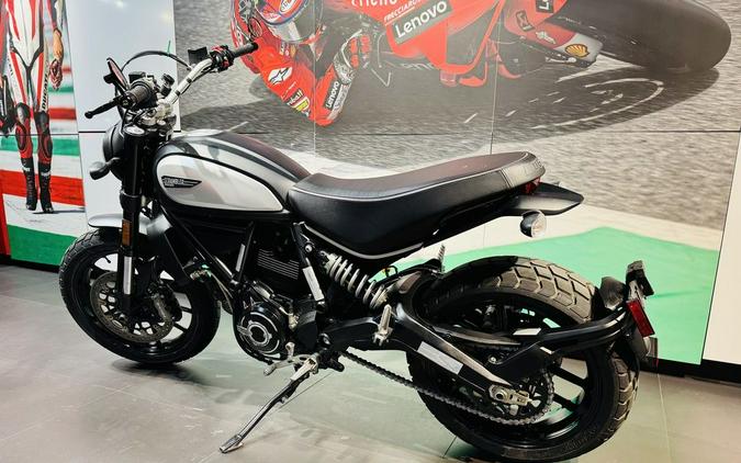 2023 Ducati Scrambler Icon Dark Matt Black