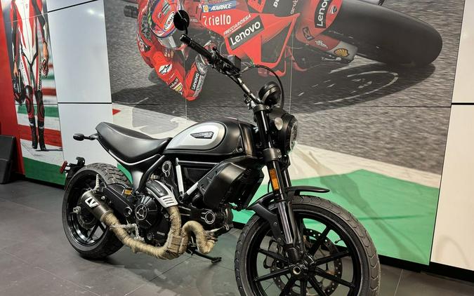 2023 Ducati Scrambler Icon Dark Matt Black