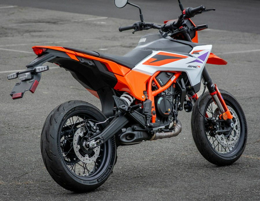 2025 KTM SMC 390 R