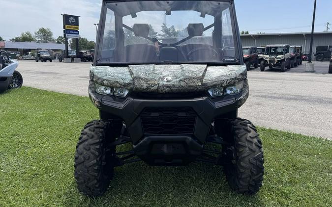 2020 Can-Am® Defender DPS™ HD5 Mossy Oak Break-Up Country Camo