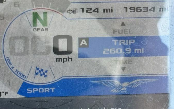 2022 Moto Guzzi V85 TT Centenario E5