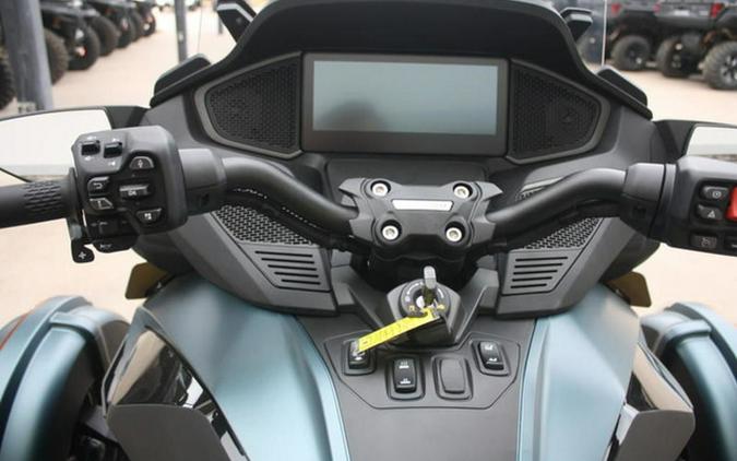 2027 Can-Am Spyder RT Limited