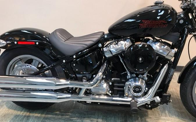 2024 Harley-Davidson® Softail® Standard Vivid Black