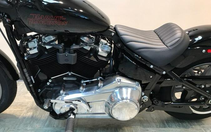 2024 Harley-Davidson® Softail® Standard Vivid Black