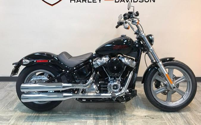 2024 Harley-Davidson® Softail® Standard Vivid Black