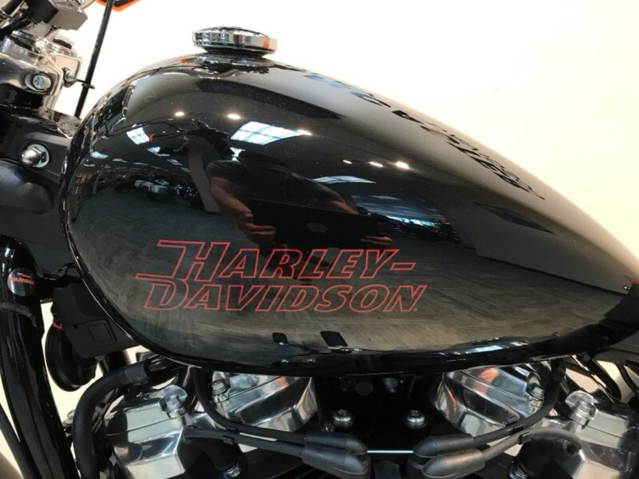 2024 Harley-Davidson Softail Standard Vivid Black FXST