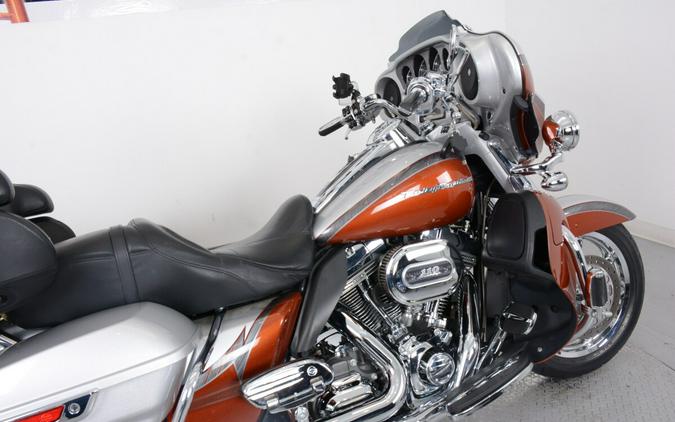 2014 Harley-Davidson FLHTKSE CVO™ Electra Glide Ultra Limited®