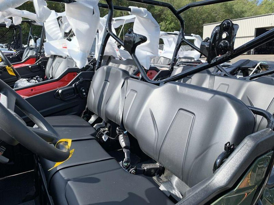 2023 Honda® Pioneer 1000-6 Deluxe Crew