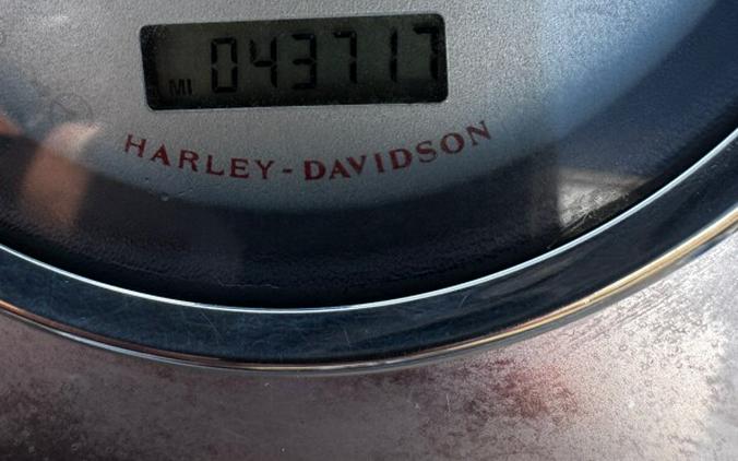 2007 Harley-Davidson® Dyna Wide Glide Black