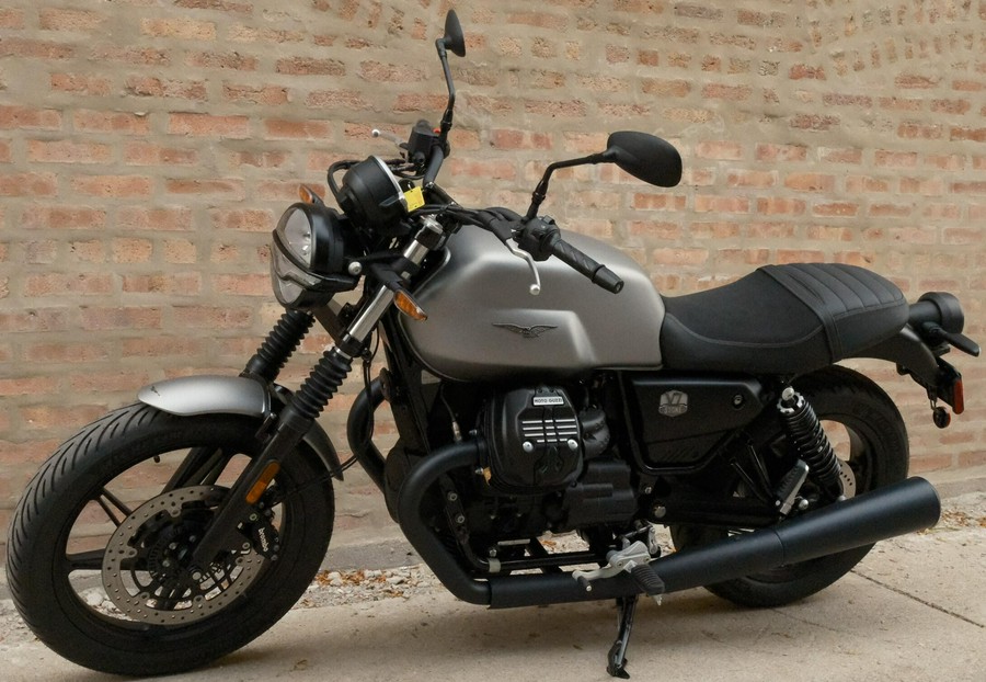 2024 Moto Guzzi V7 Stone