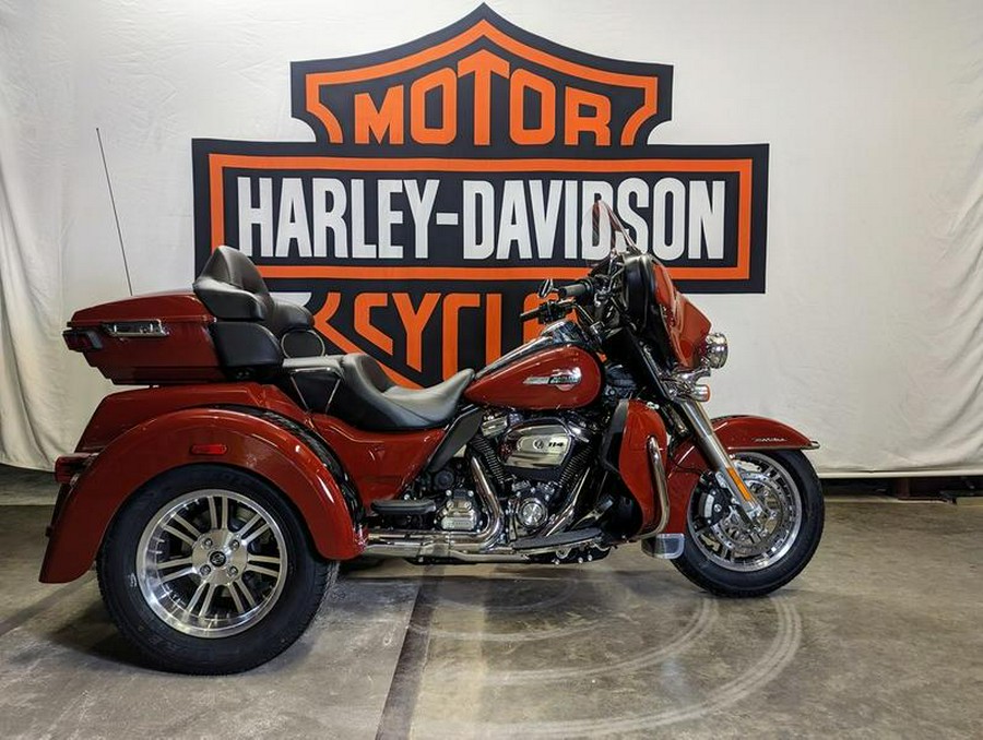 2024 Harley-Davidson® FLHTCUTG - Tri Glide® Ultra