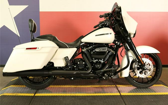 2018 Harley-Davidson Touring Street Glide Special