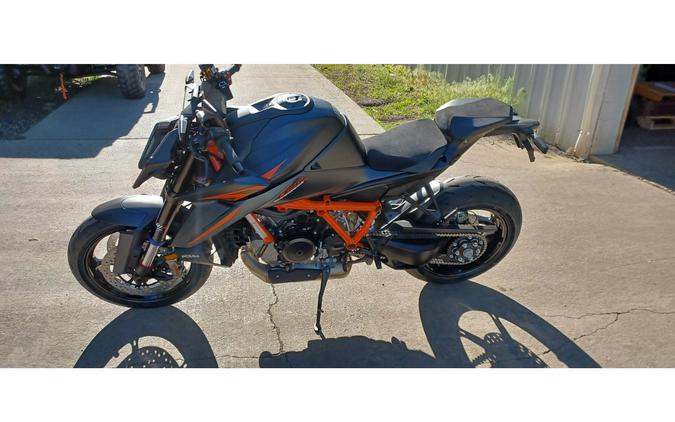 2024 KTM 1390 SUPER DUKE R EVO