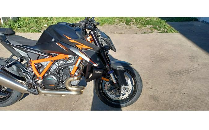 2024 KTM 1390 SUPER DUKE R EVO