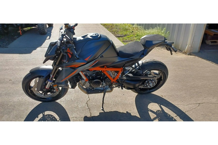 2024 KTM 1390 SUPER DUKE R EVO