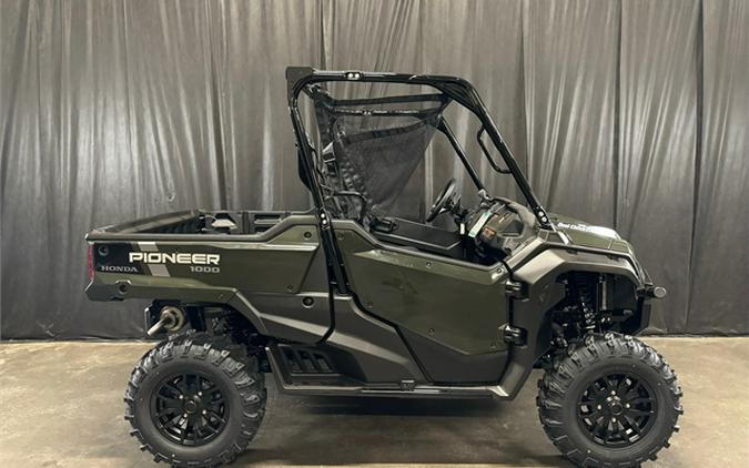 2024 Honda Pioneer 1000 Deluxe