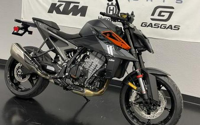 2024 KTM 990 Duke: MD Ride Review (Bike Reports) (News)