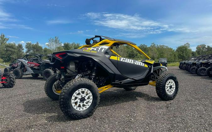 2024 Can-Am™ Maverick R X rs