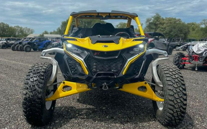 2024 Can-Am™ Maverick R X rs