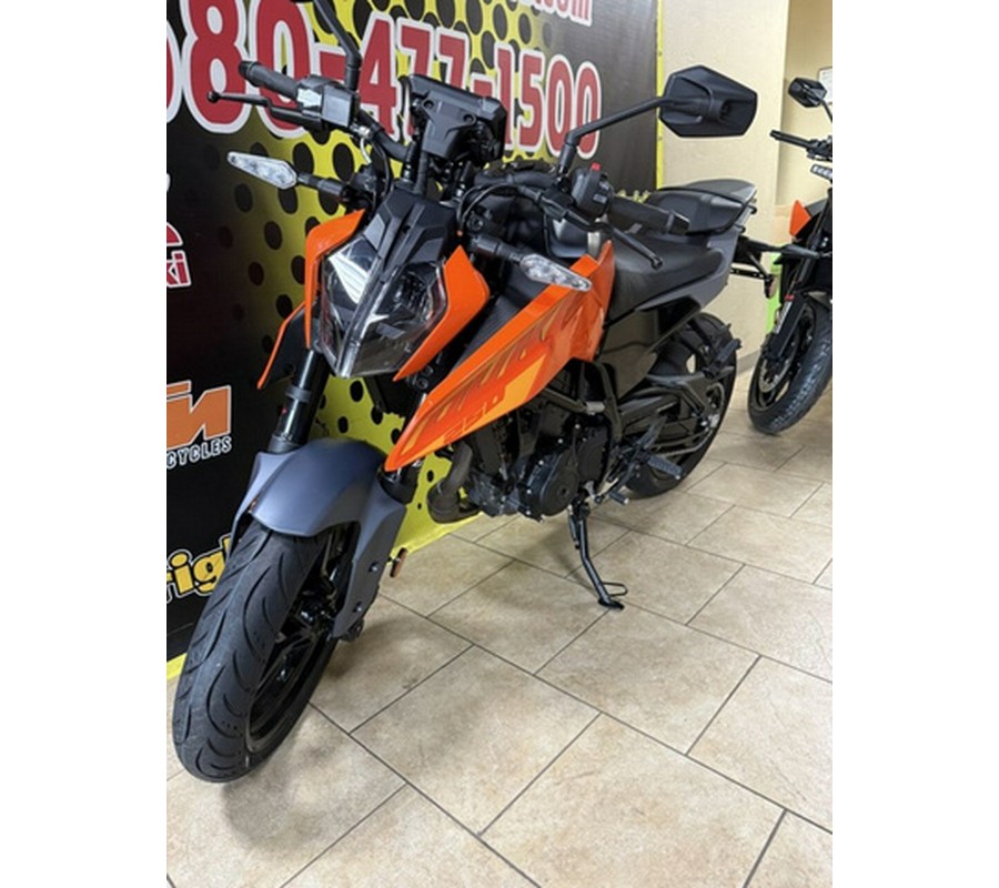 2024 KTM Duke 250
