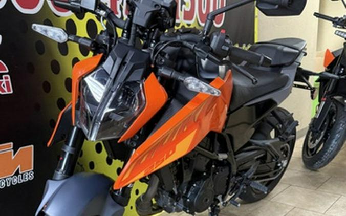 2024 KTM Duke 250