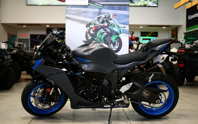 2026 Kawasaki NINJA ZX6R ABS Metallic Matte Dark GrayEbony