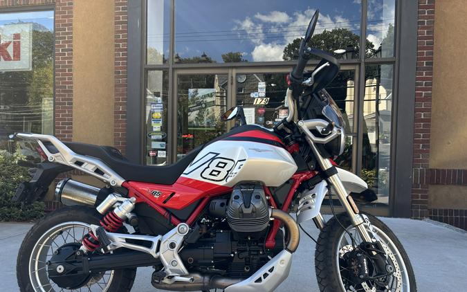 2025 Moto Guzzi V85 TT 850 Grigio Tambora - 3823U