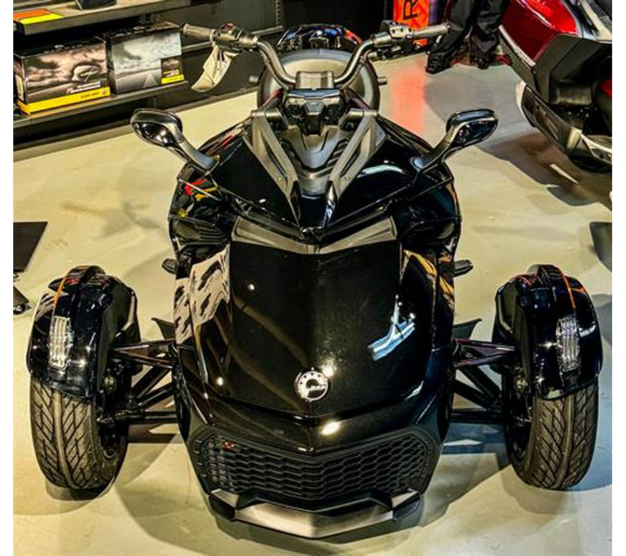 2023 Can-Am Spyder F3